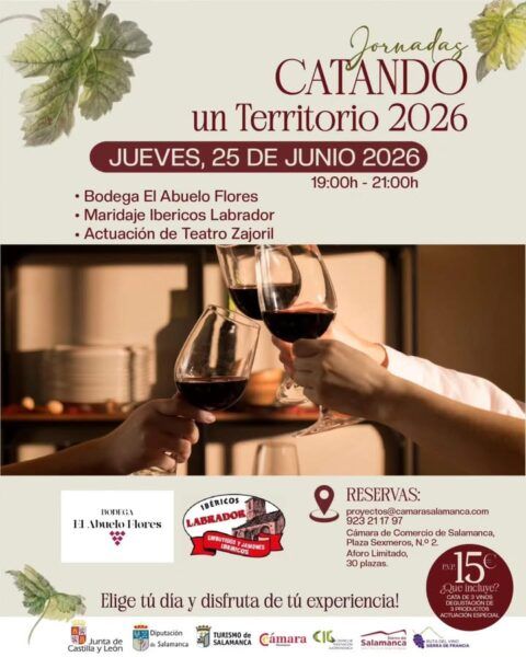 Copa de vino tinto en evento de cata en Salamanca