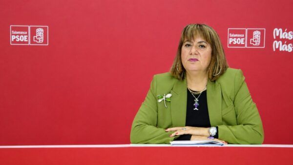 Concejala María García del PSOE en una rueda de prensa