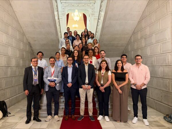 Grupo de personas en un encuentro internacional en Salamanca