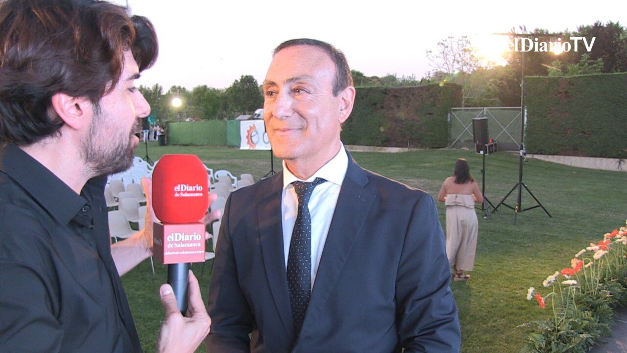Pedro Samuel Martín durante una entrevista sobre desarrollo económico en Carbajosa de la Sagrada