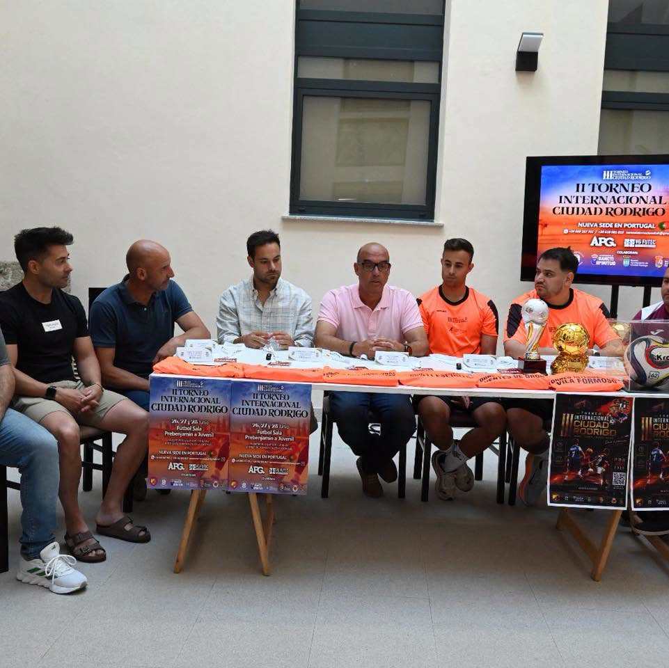 Presentación del III Torneo Internacional de Fútbol Sala en Fuentes de Oñoro