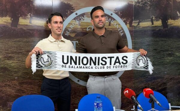 Javi Medina presenta su nuevo cargo como entrenador de Unionistas de Salamanca