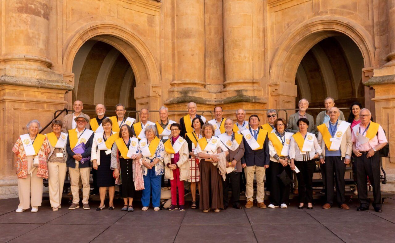 Antiguos alumnos de Psicología de la UPSA en su reencuentro