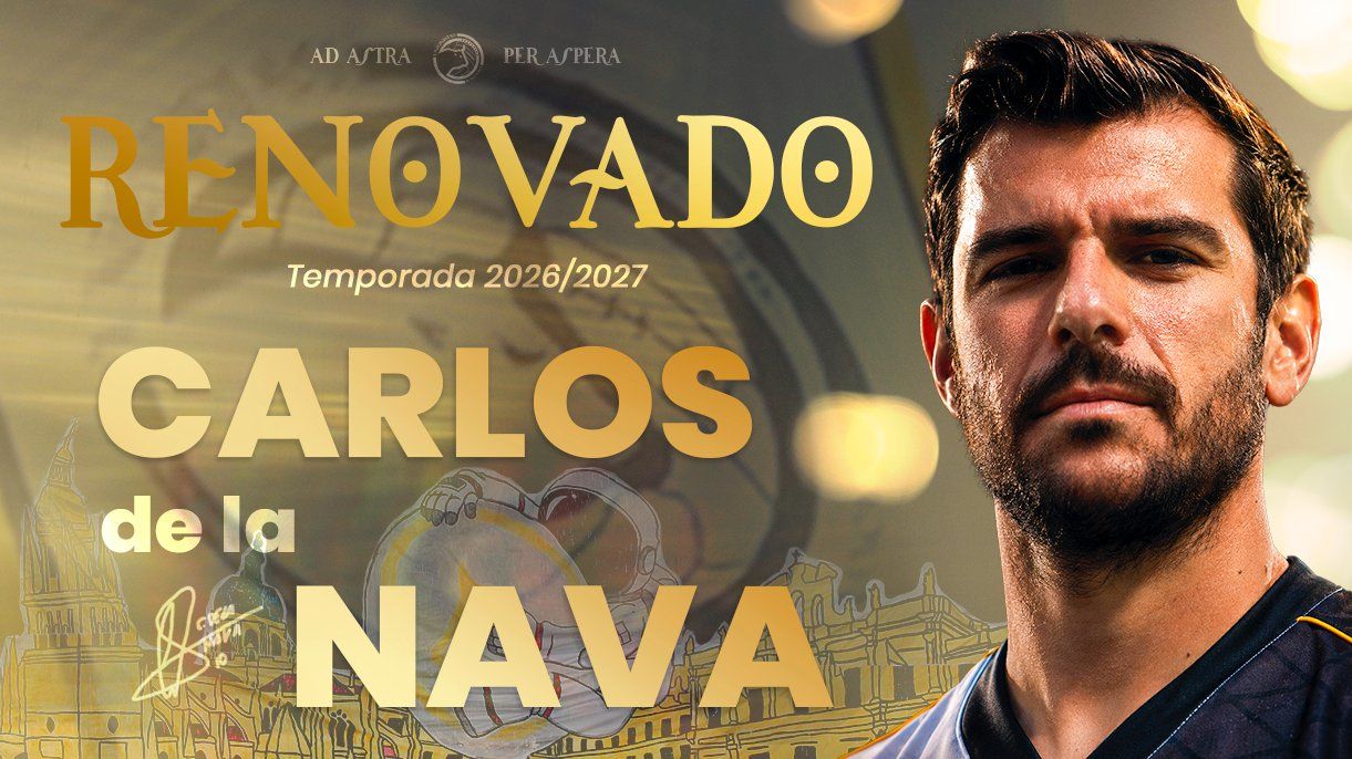 Carlos de la Nava con camiseta de Unionistas de Salamanca tras su renovación