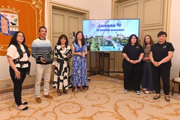 Presentación del proyecto Salamanca Accesible para mejorar la accesibilidad auditiva.