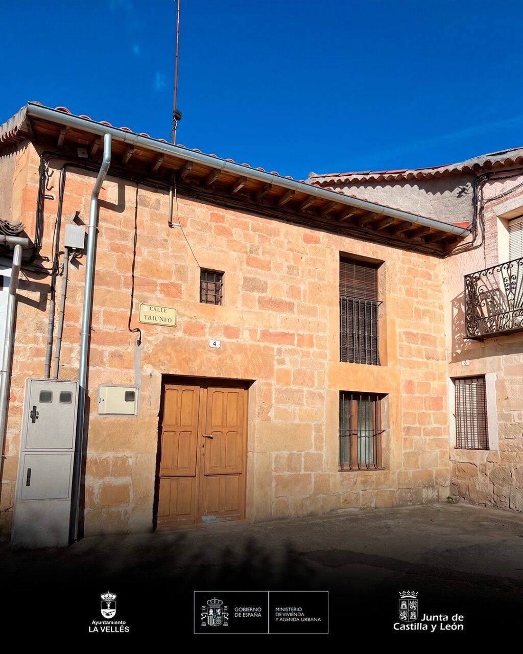 Edificio de vivienda en Calle Triunfo en La Vellés