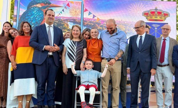 Javi y su familia en el pregón de Santa Marta de Tormes