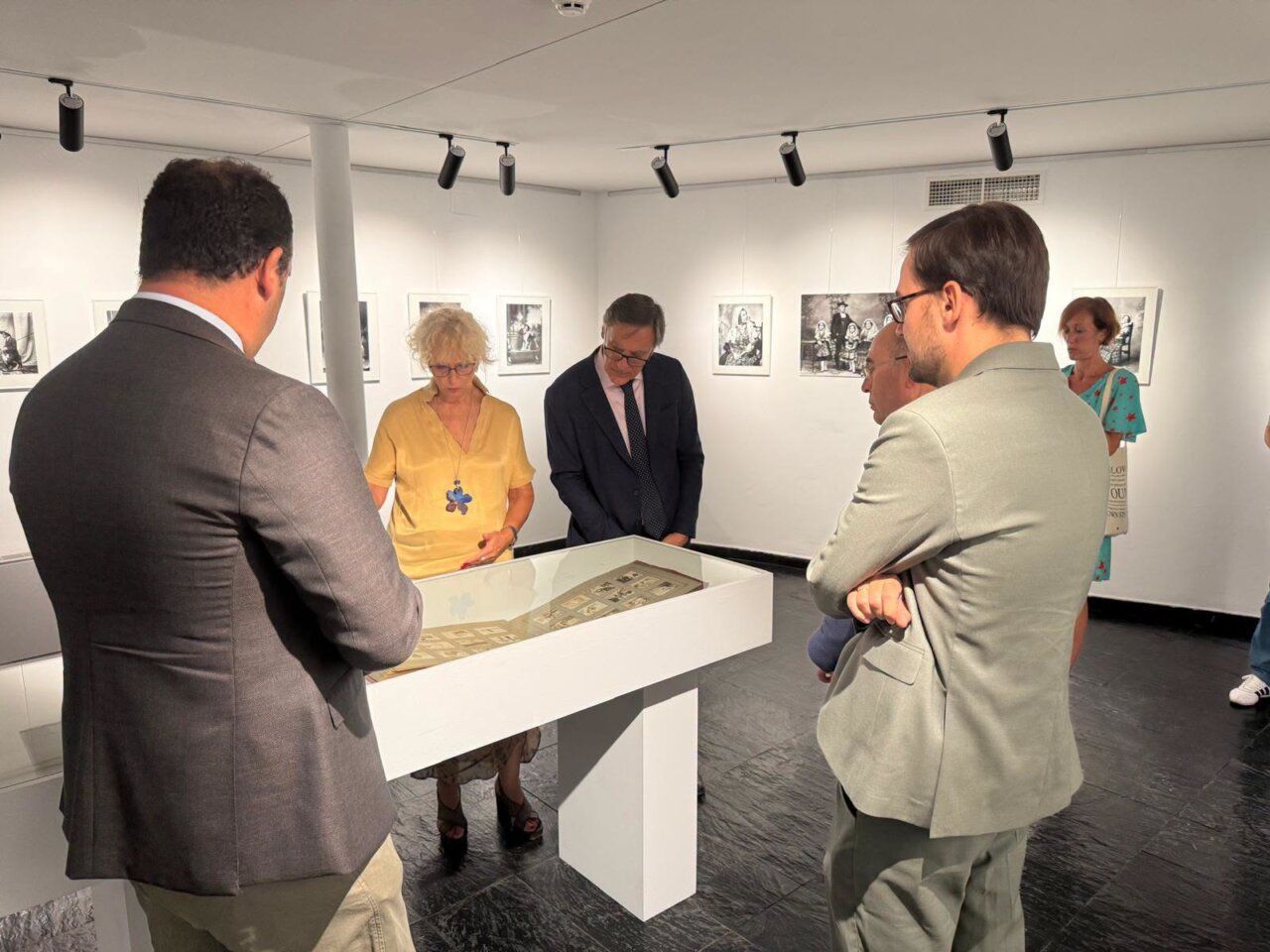 Visita a la exposición sobre la Torre de los Anaya en Salamanca