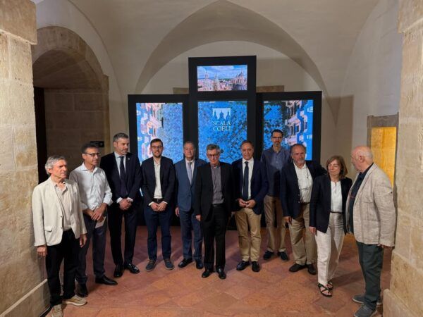 Presentación de la actualización del recorrido por las torres de la Clerecía en Salamanca