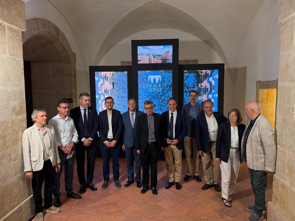 Presentación de la actualización del recorrido por las torres de la Clerecía en Salamanca