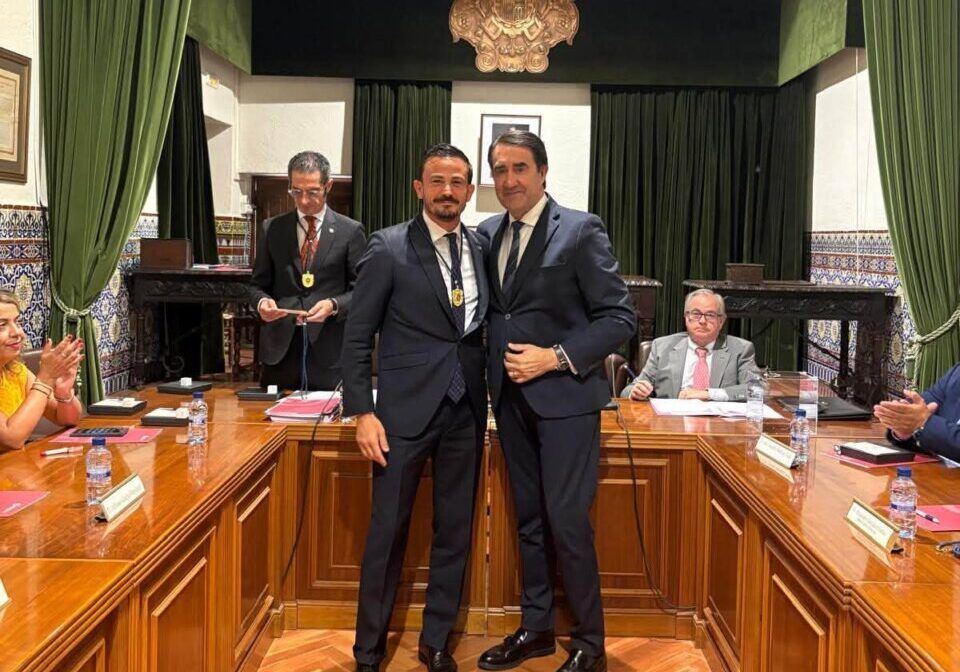 Antonio Rollán y otros miembros en la Cámara de Comercio de Salamanca