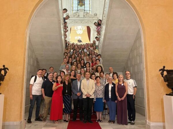 Grupo de participantes en el congreso de educación en Salamanca