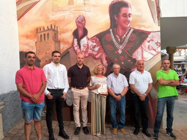 Grupo de personas en las fiestas de San Cristóbal en Guadramiro