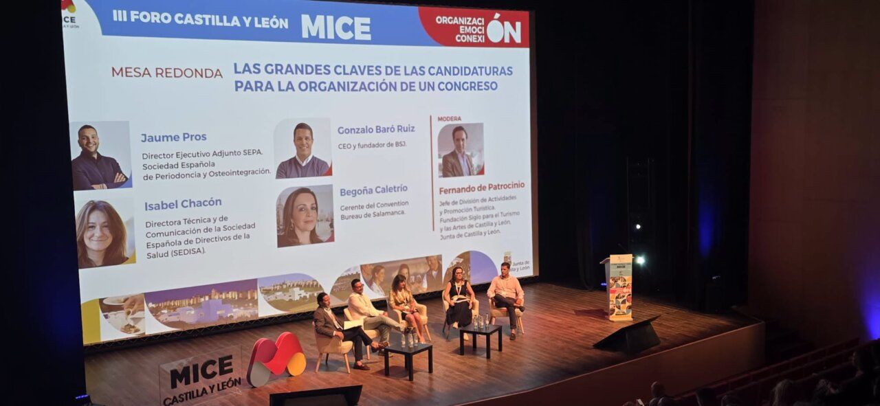 Mesa redonda en el III Foro Castilla y León sobre organización de congresos