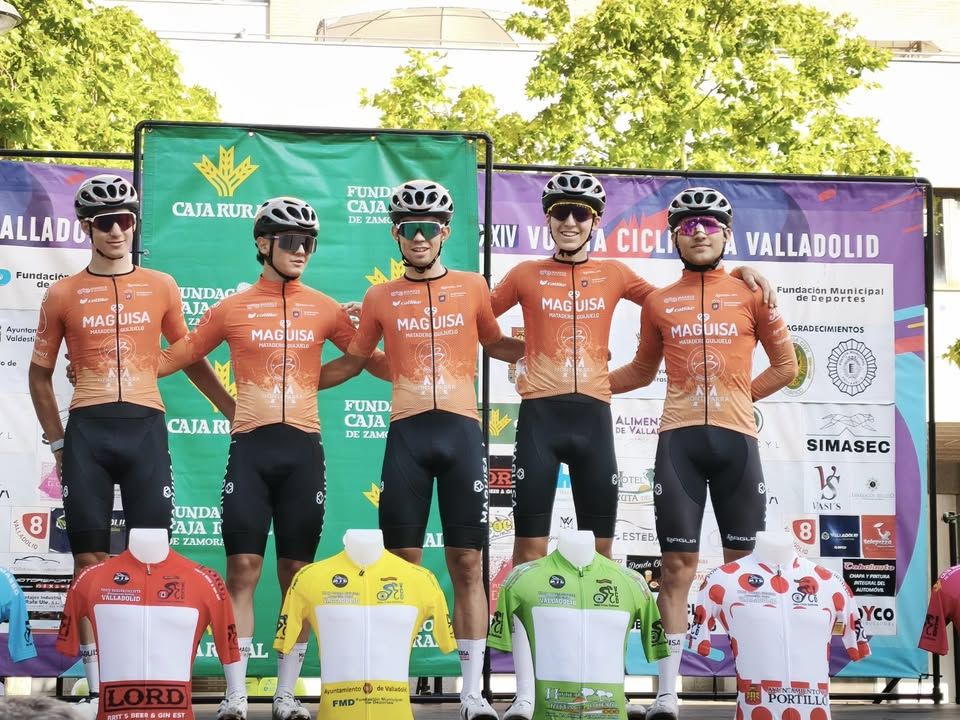 Equipo junior Maguisa Guijuelo en la XXXIV Vuelta a Valladolid