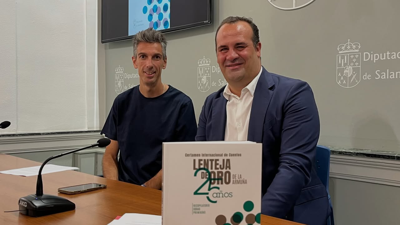 Presentación del libro Lenteja de Oro en Salamanca con dos ponentes