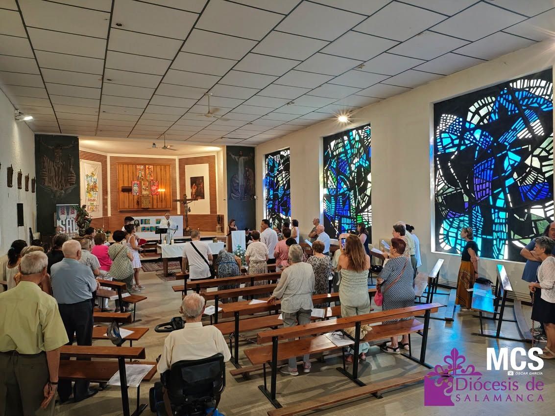 Eucaristía en la parroquia de Nuestra Señora de la Asunción en Puente Ladrillo