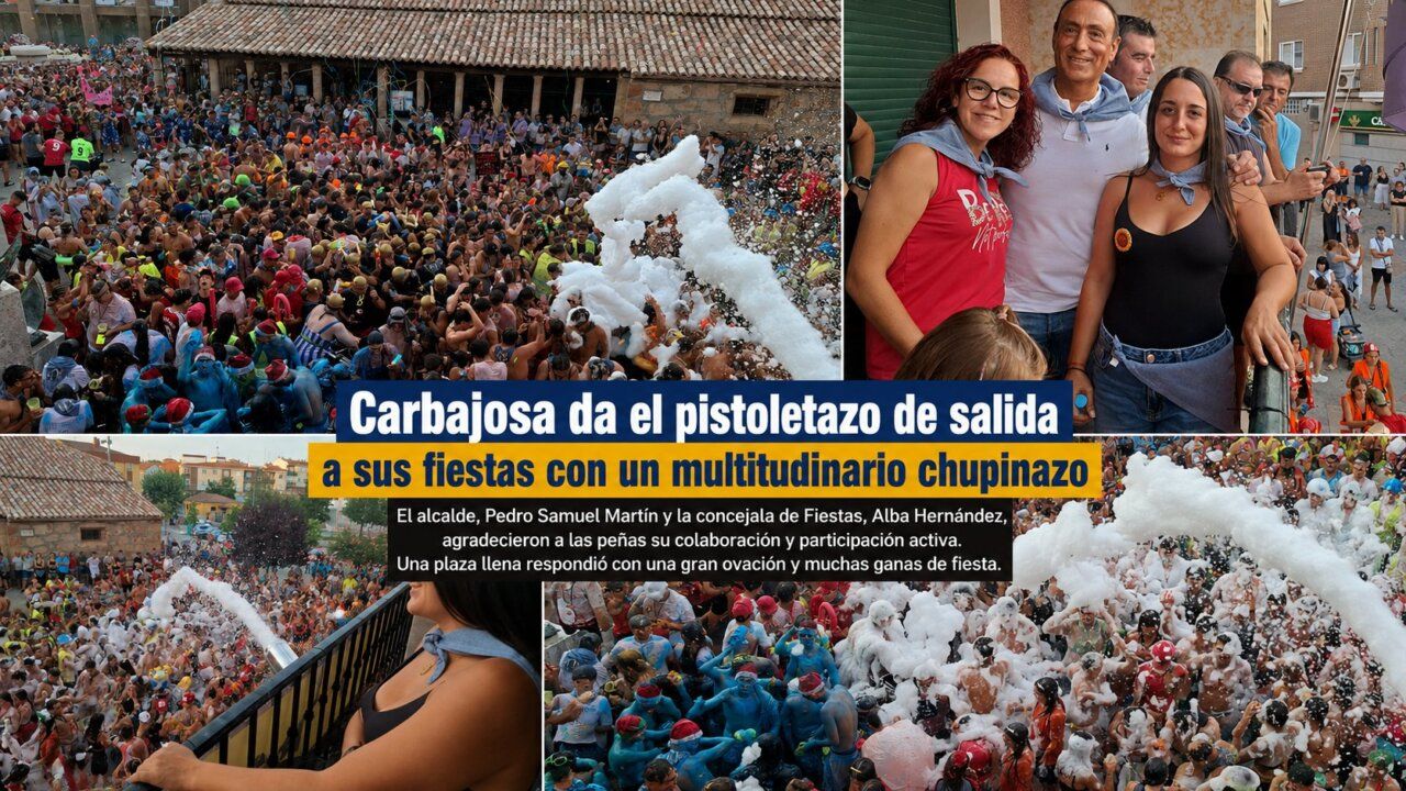 Multitud de personas disfrutando de un baño de espuma en Carbajosa de la Sagrada.