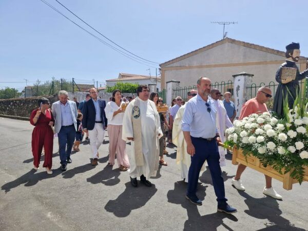 Participantes en la celebración de San Cayetano en Ituero de Azaba