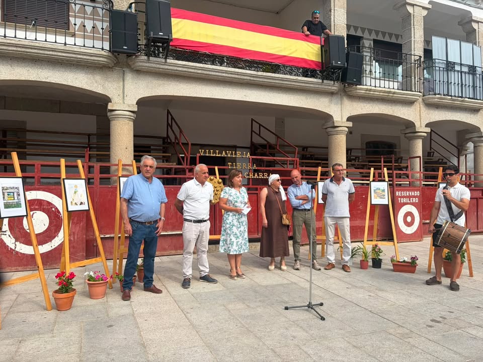 Autoridades locales en la Feria Corazón Charro en Villavieja de Yeltes
