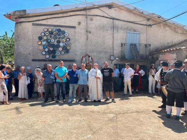 Celebración de la Virgen de Cargamancos en San Miguel de Robledoa