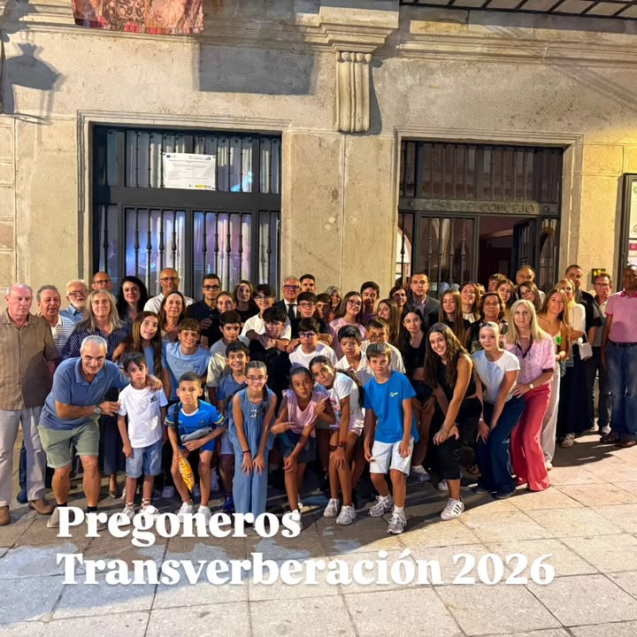 Grupo de pregoneros durante las fiestas de la Transverberación en Alba de Tormes