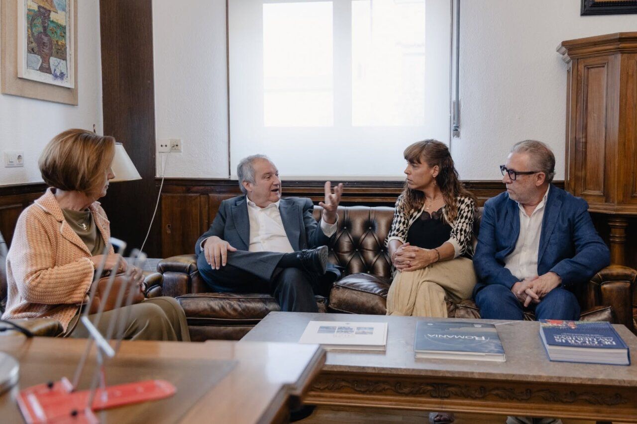 Reunión sobre la recuperación del patrimonio turístico en Salamanca