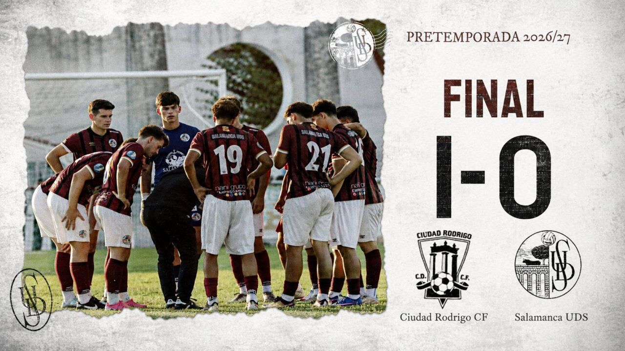 Jugadores del Salamanca UDS en un partido amistoso contra Ciudad Rodrigo