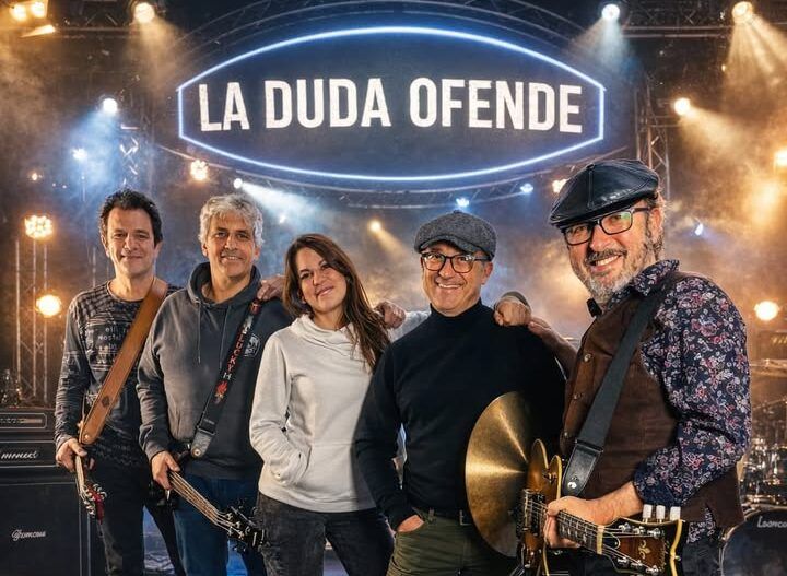 La Duda Ofende en concierto en el parque Elio Antonio de Nebrija