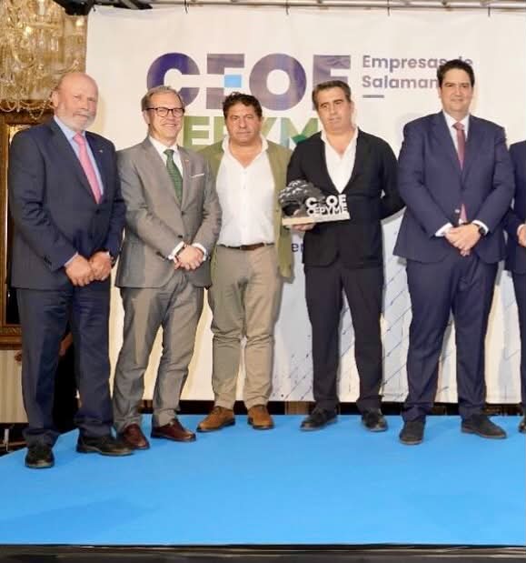 Homenaje a José Antonio Campal en evento empresarial en Salamanca