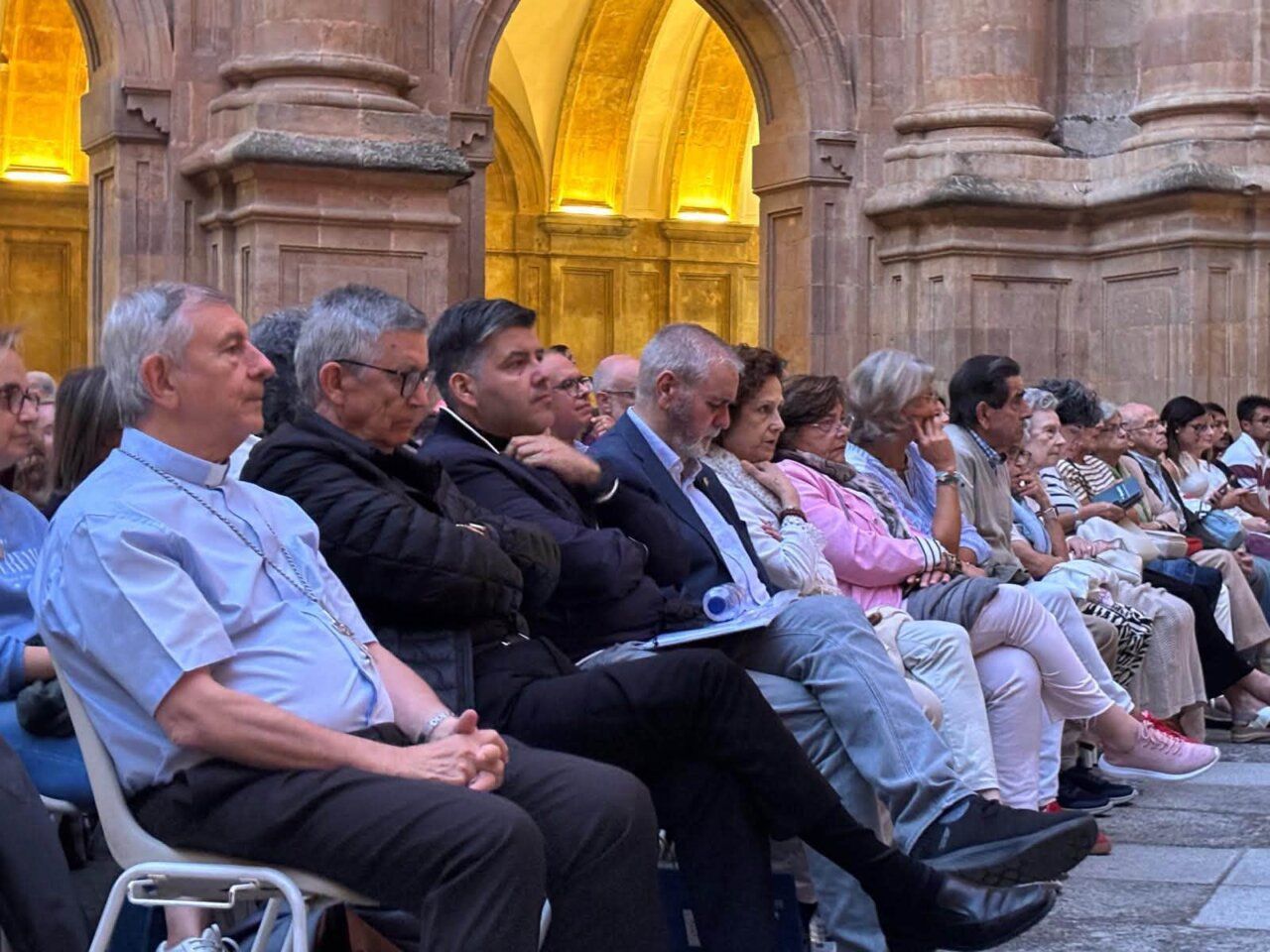 Asistentes sentados en el evento UPSAFe en Salamanca