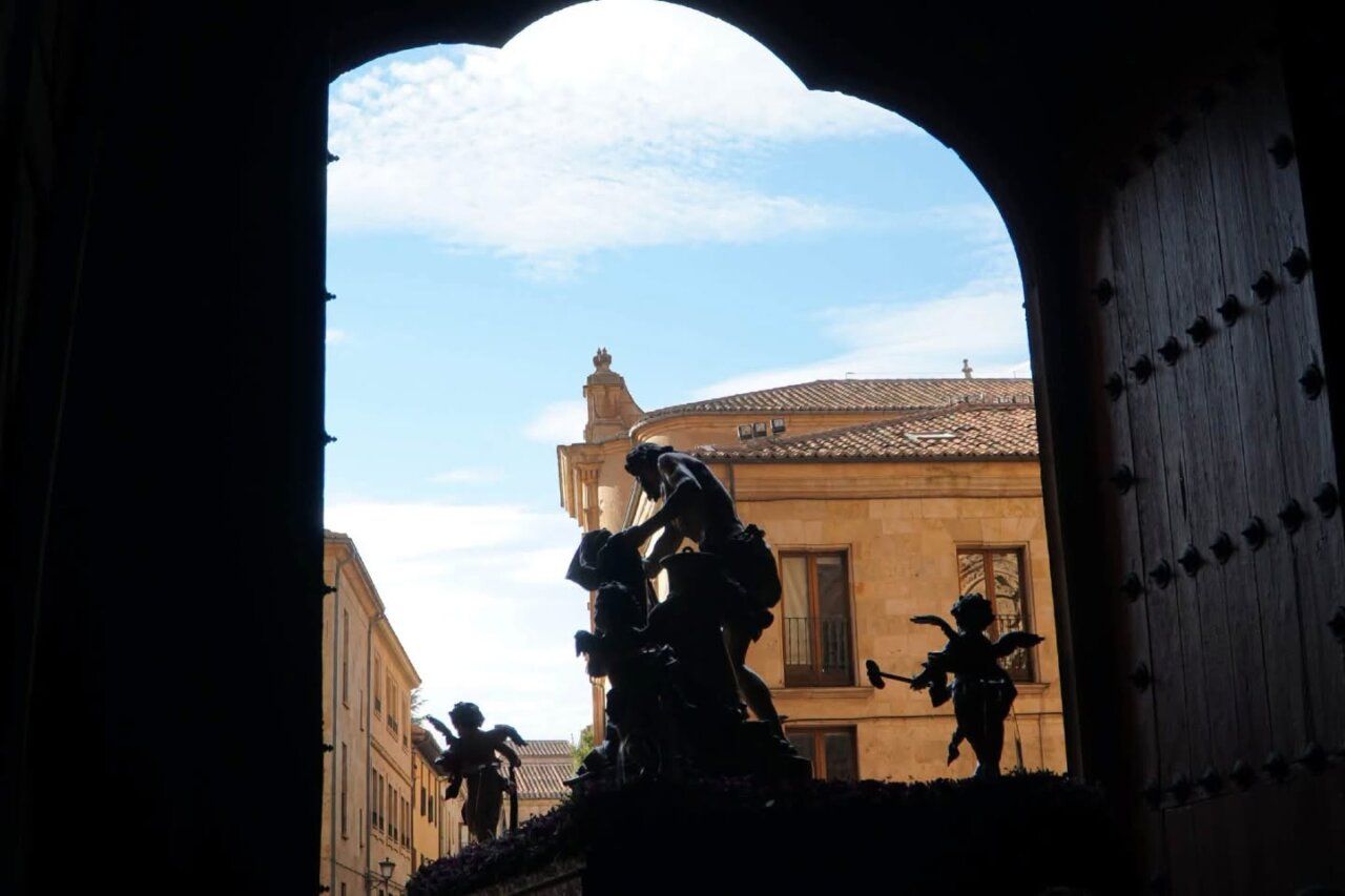 Vista de la procesión extraordinaria Vía Áurea en Salamanca