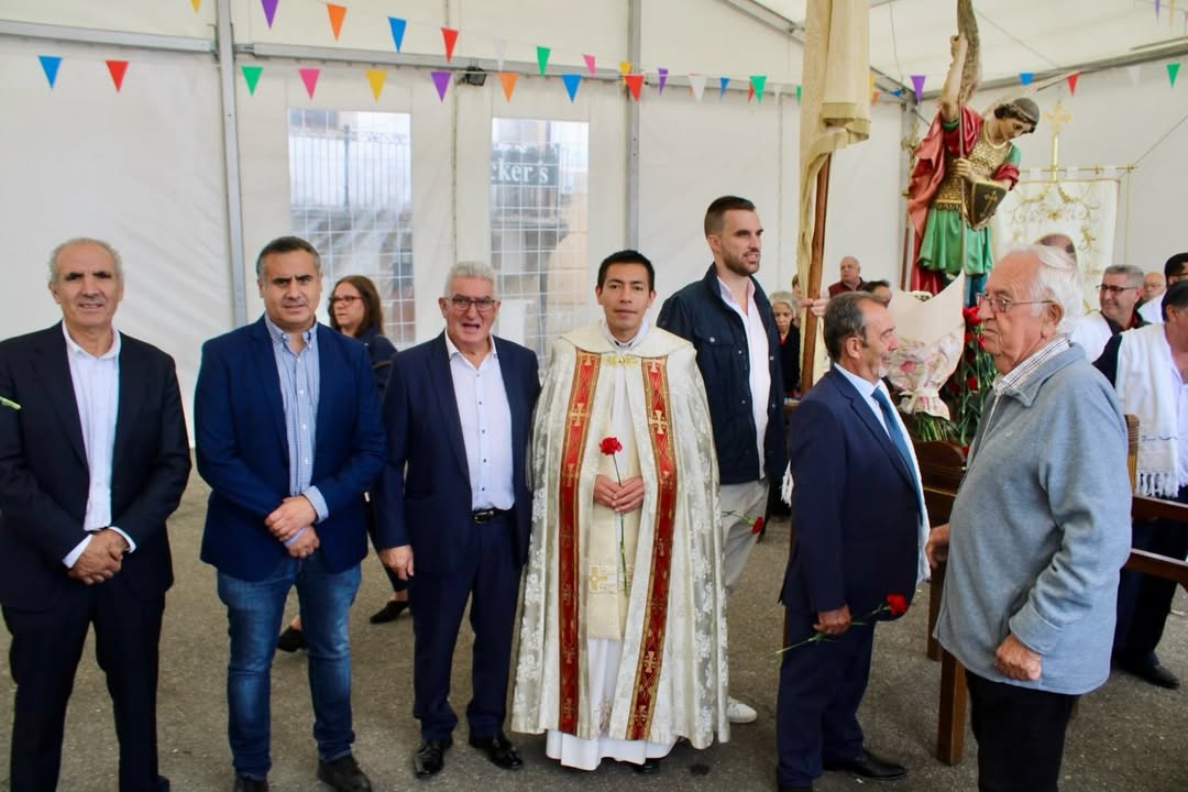 Celebración de la fiesta en honor a San Miguel Arcángel en San Miguel de Valero.