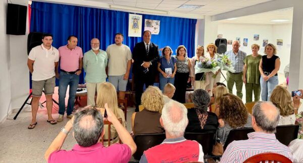 Inauguración de las fiestas en Sorihuela con el alcalde y vecinos