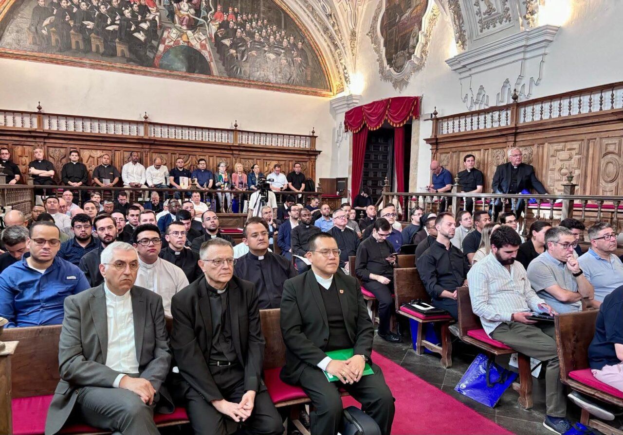 Asistentes al XXI Simposio de Derecho Canónico Matrimonial en Salamanca
