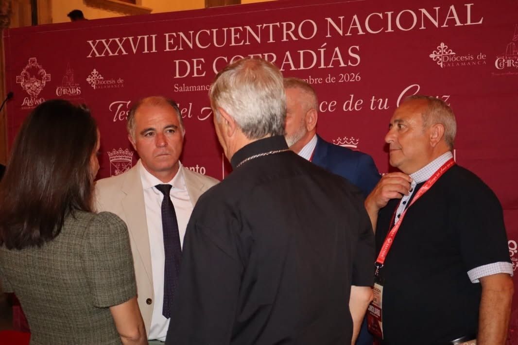 Participantes del XXXVII Encuentro Nacional de Cofradías en Salamanca
